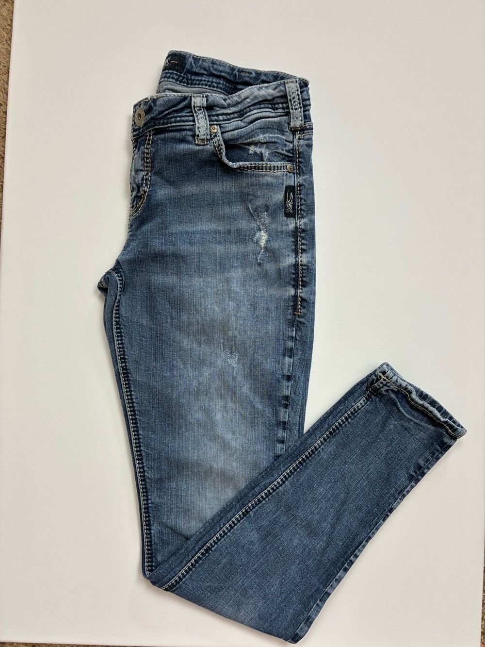 Silver Girlfriend Distressed Skinny Jeans Mid Rise